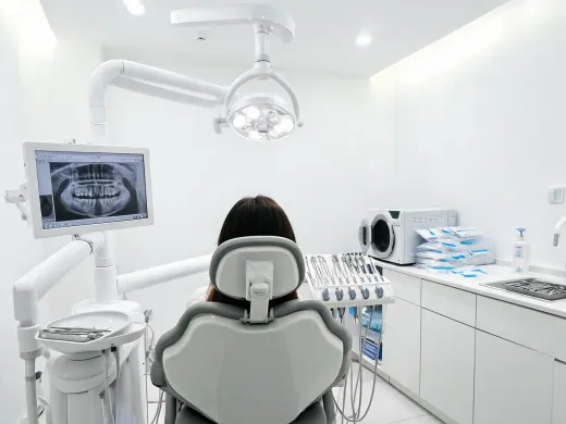 Dental group operatory
